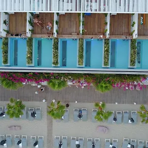 https://mykonos-greek-luxury-hotel-suites.hotels-in-mykonosisland.net